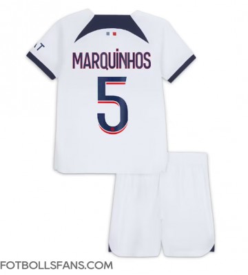 Paris Saint-Germain Marquinhos #5 Replika Bortatröja Barn 2023-24 Kortärmad (+ Korta byxor)